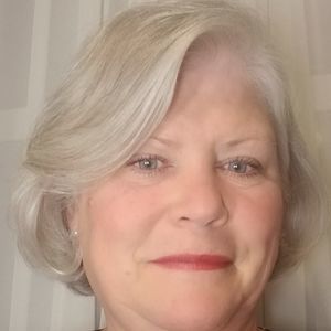 Meet your Posher, Vivian